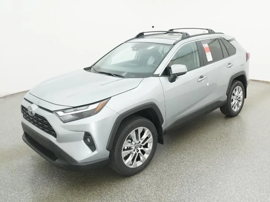 2025 Toyota RAV4 XLE Premium photo 1