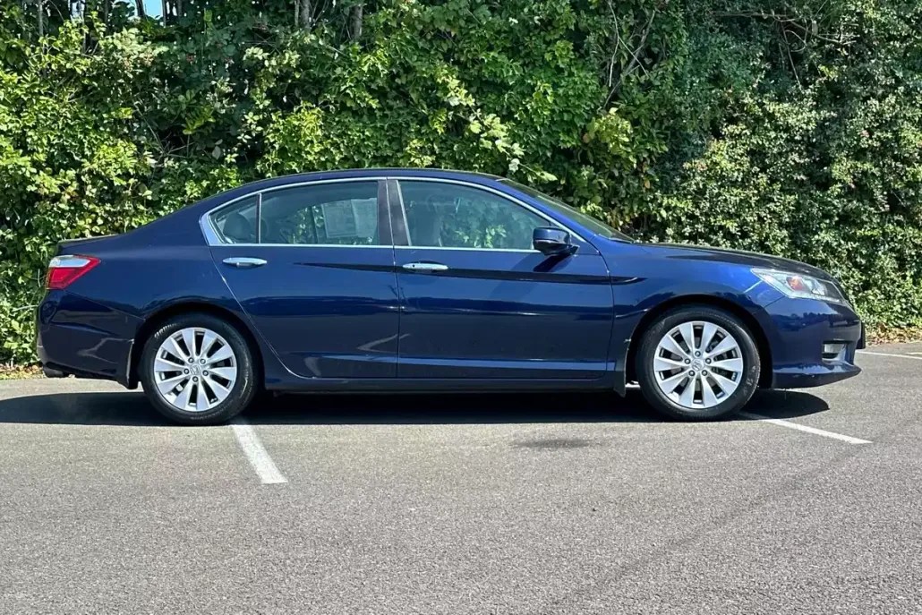 2015 Honda Accord EX-L photo 1