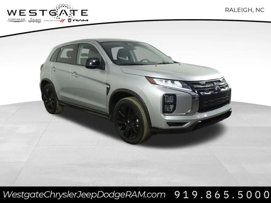2024 Mitsubishi Outlander Sport LE photo 1