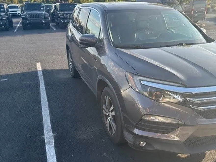 2016 Honda Pilot EX-L photo 1