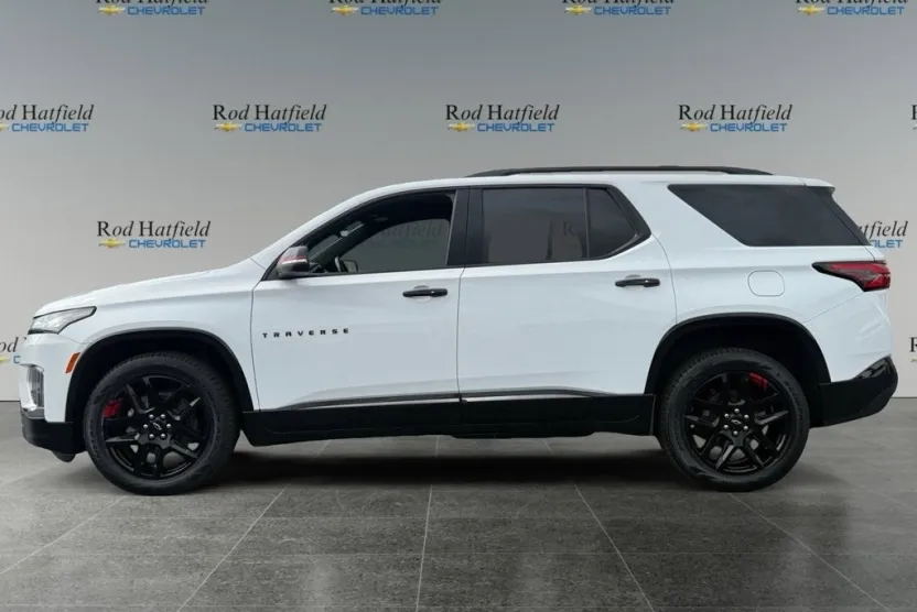 2022 Chevrolet Traverse Premier photo 1
