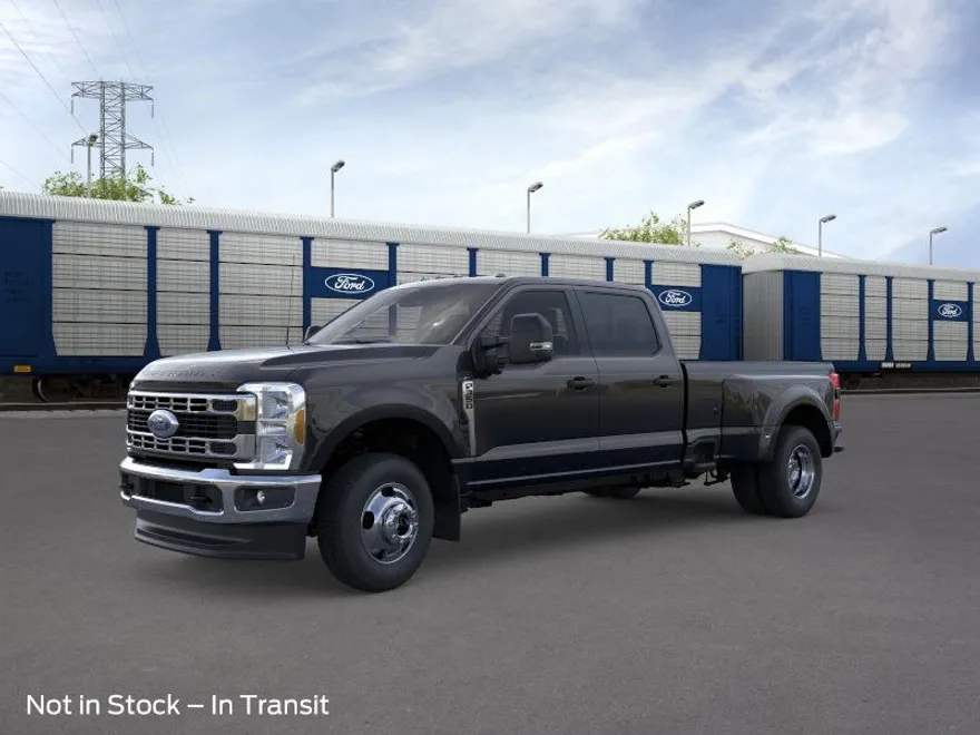 2026 Ford F-350 XLT photo 1