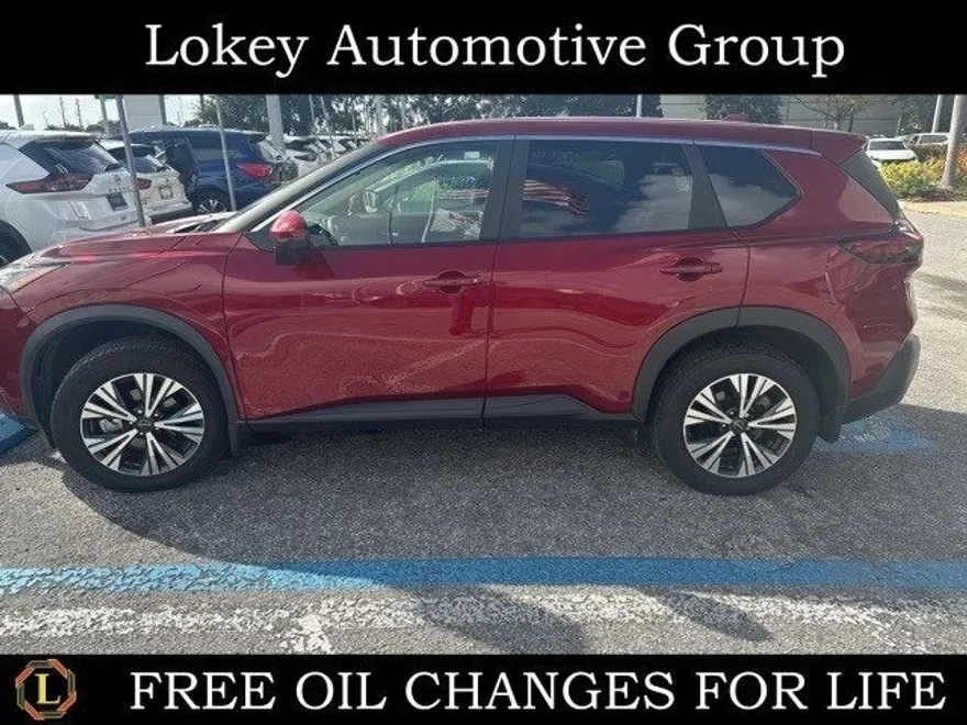 2023 Nissan Rogue SV photo 1
