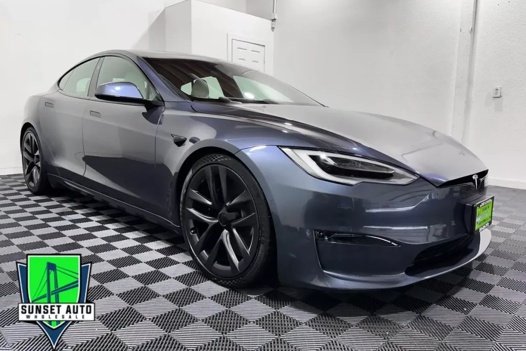 2021 Tesla Model S Plaid photo 1