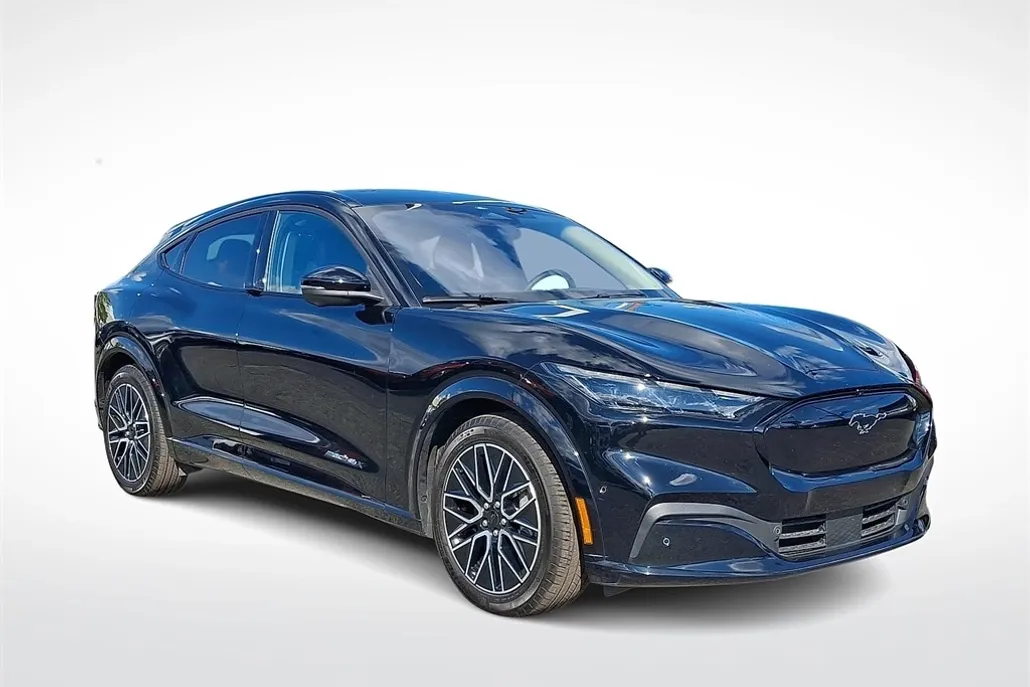 2024 Ford Mustang Mach-E Premium photo 1