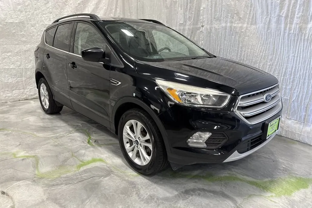 2018 Ford Escape SE photo 1