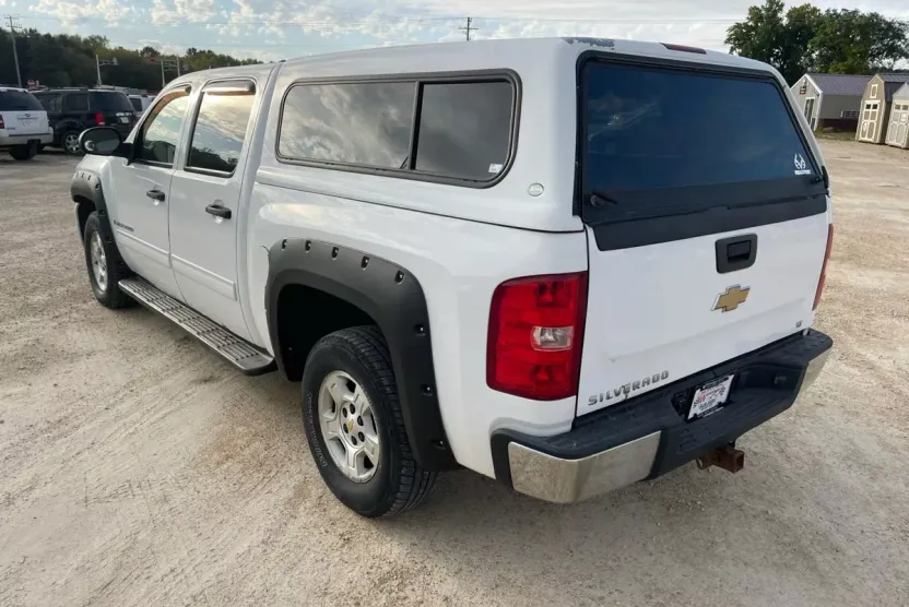 2009 Chevrolet Silverado 1500 LT photo 1
