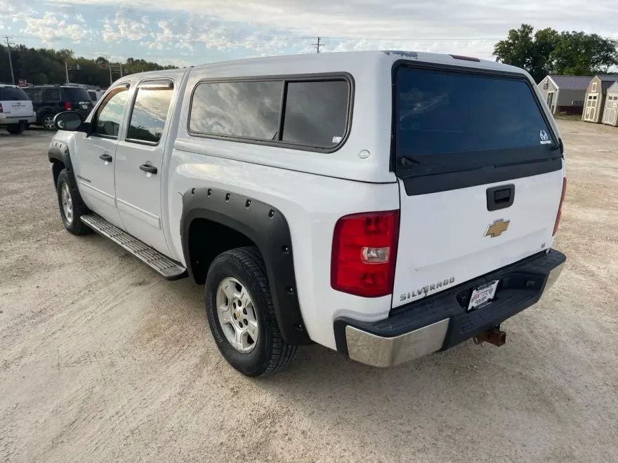 2009 Chevrolet Silverado 1500 LT photo 1