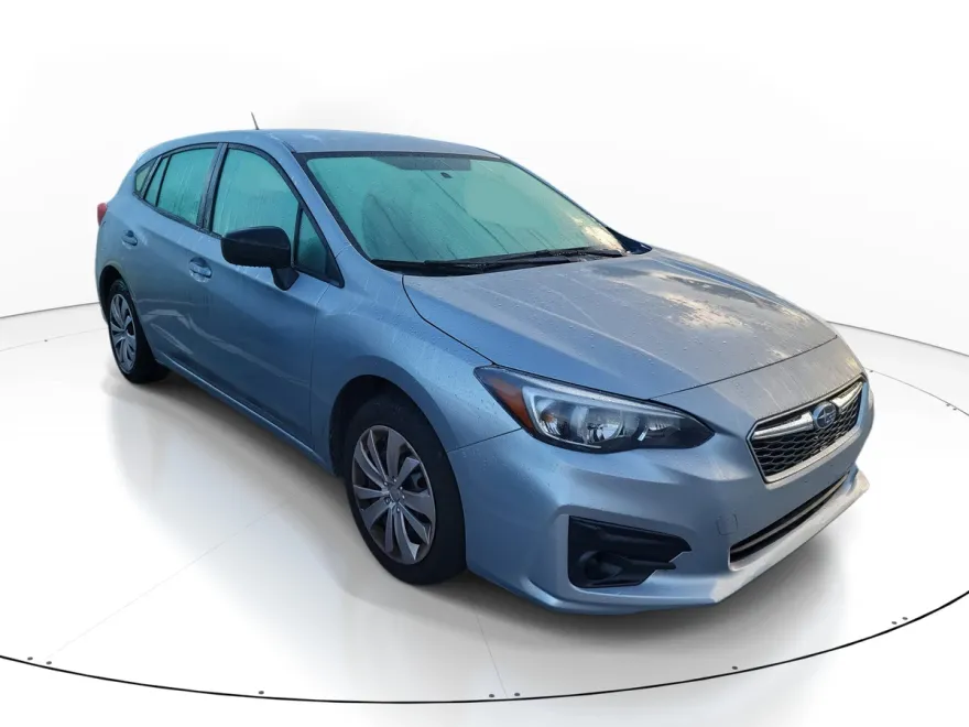 2019 Subaru Impreza 2.0i photo 1