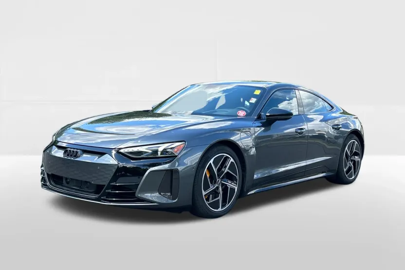 2023 Audi RS e-tron GT Base photo 1