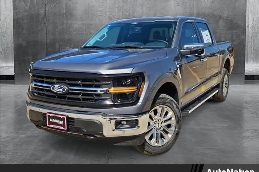 2025 Ford F-150 XLT photo 1
