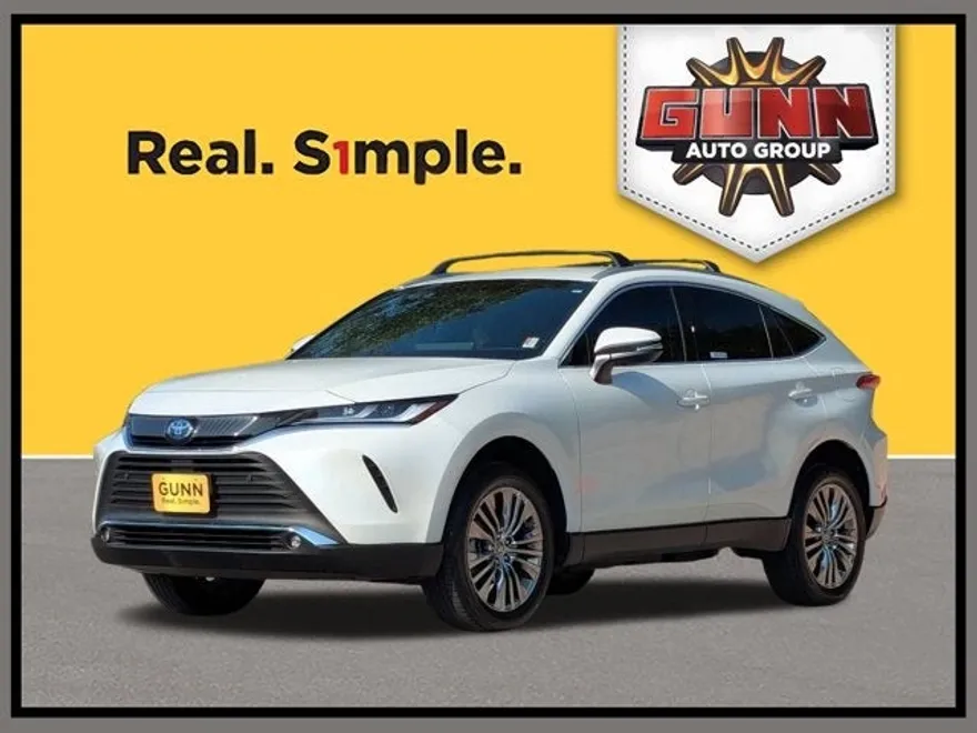 2024 Toyota Venza XLE photo 1