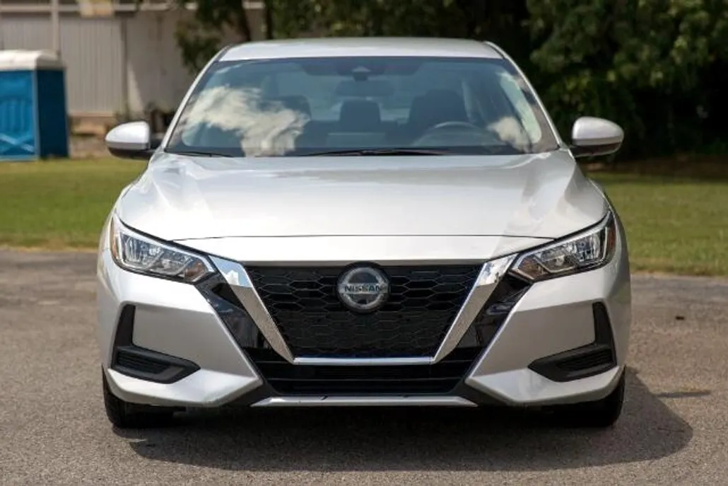 2023 Nissan Sentra SV photo 1