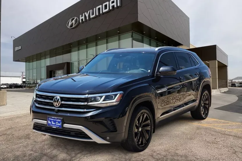 2021 Volkswagen Atlas Cross Sport V6 SEL Premium photo 1