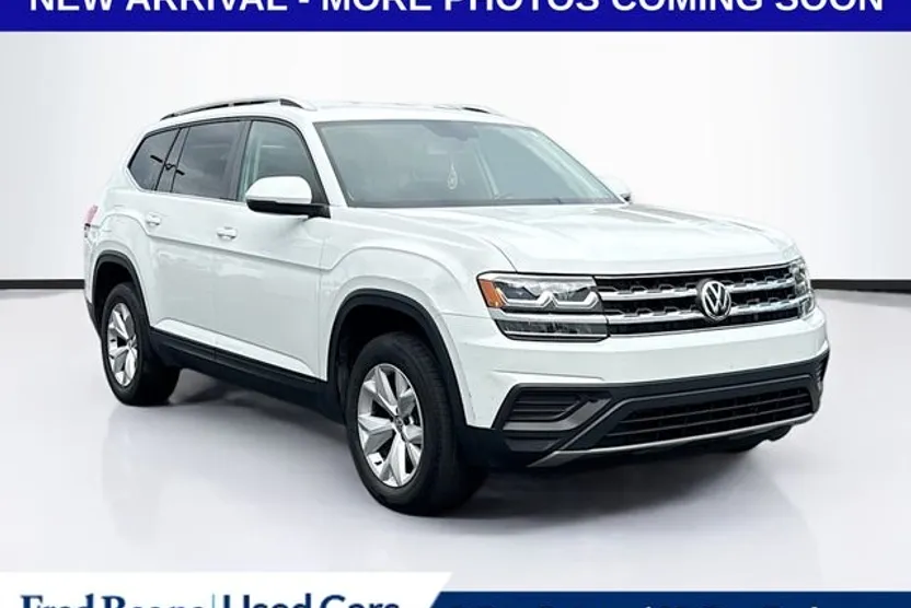 2019 Volkswagen Atlas S photo 1