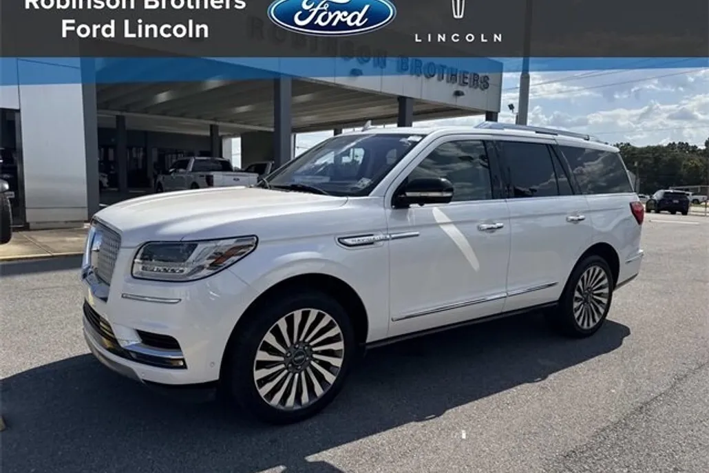 2018 Lincoln Navigator Reserve photo 1