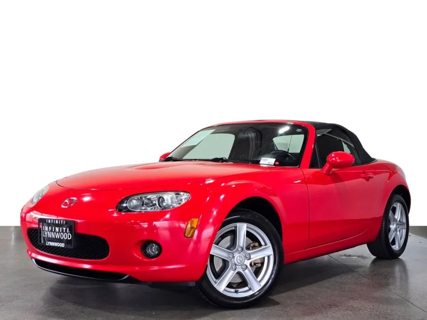 2006 Mazda MX-5 Miata Miata Touring photo 1