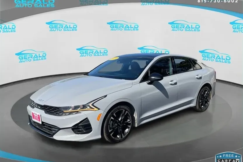 2023 Kia K5 GT-Line photo 1