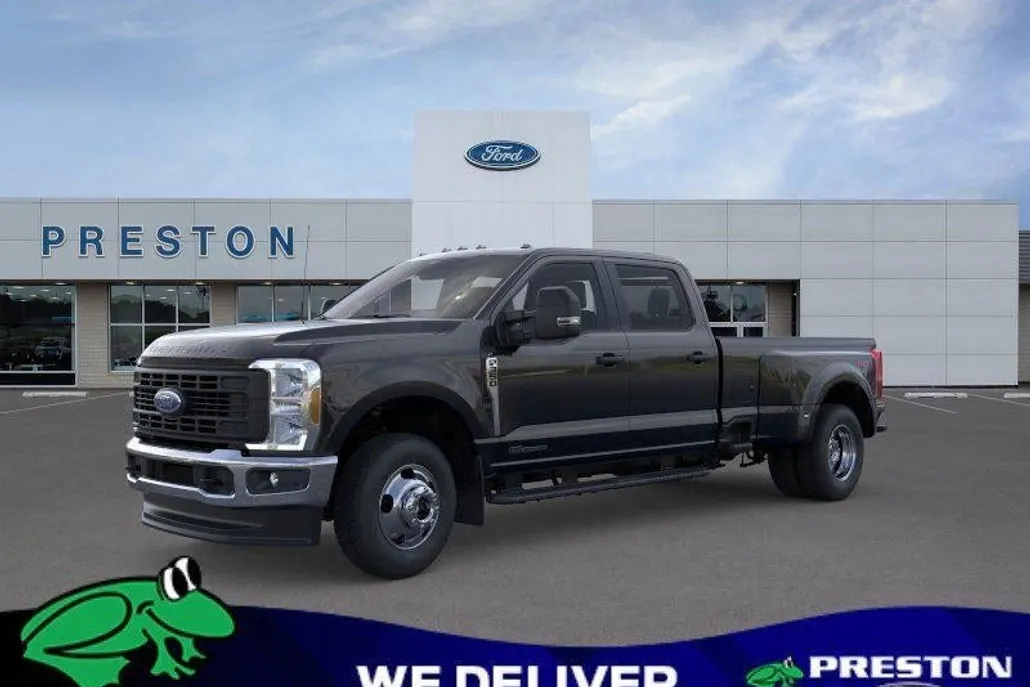 2025 Ford F-350 XL photo 1