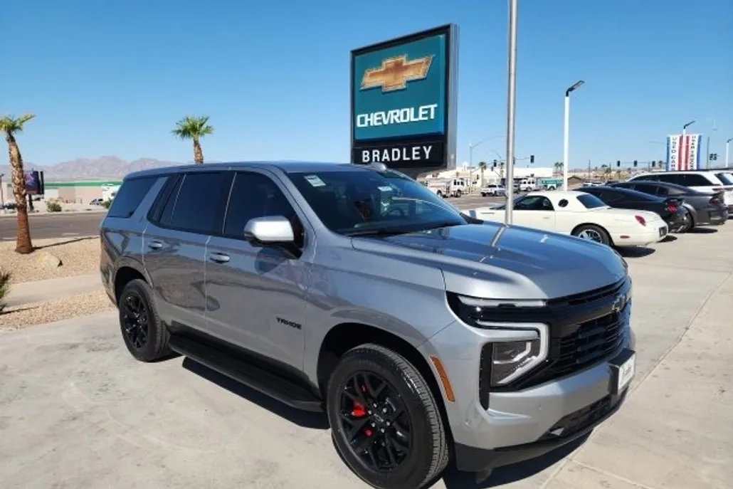2026 Chevrolet Tahoe RST photo 1