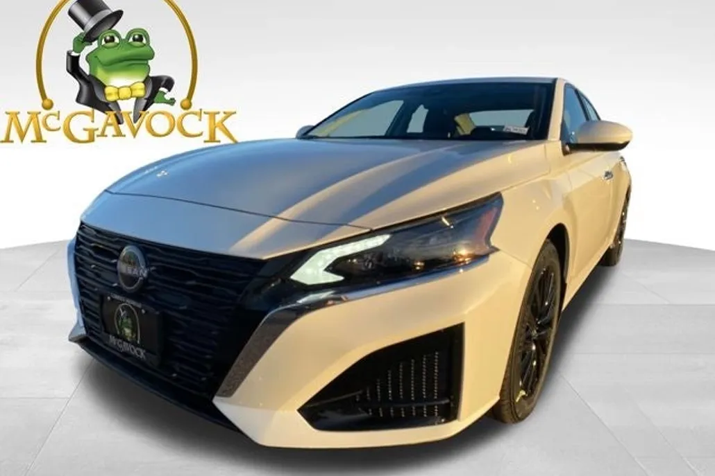 2025 Nissan Altima 2.5 SV photo 1