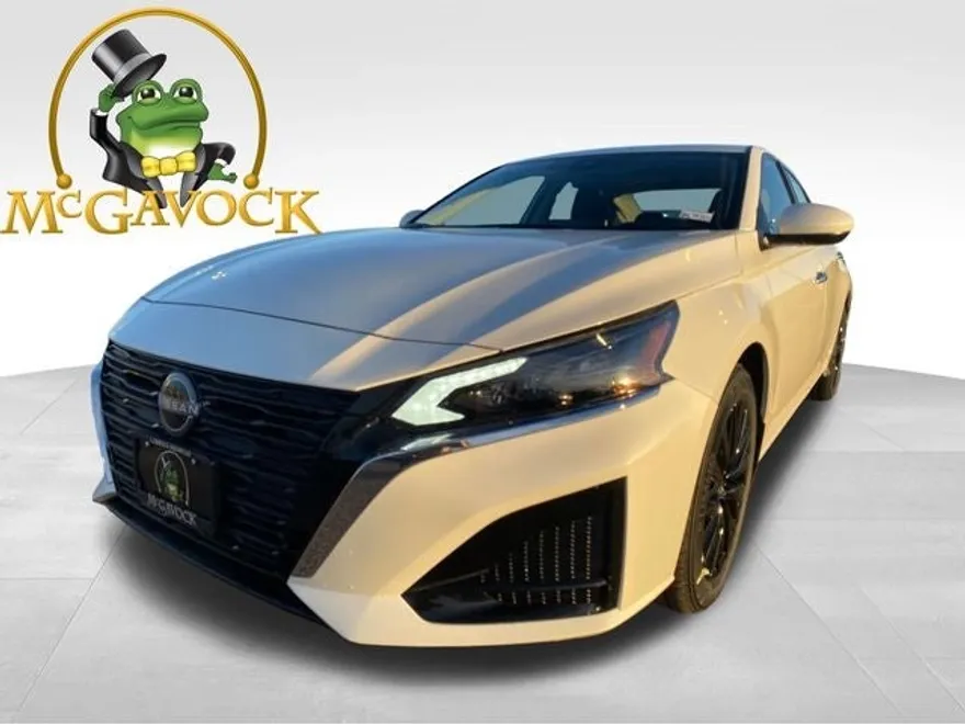 2025 Nissan Altima 2.5 SV photo 1