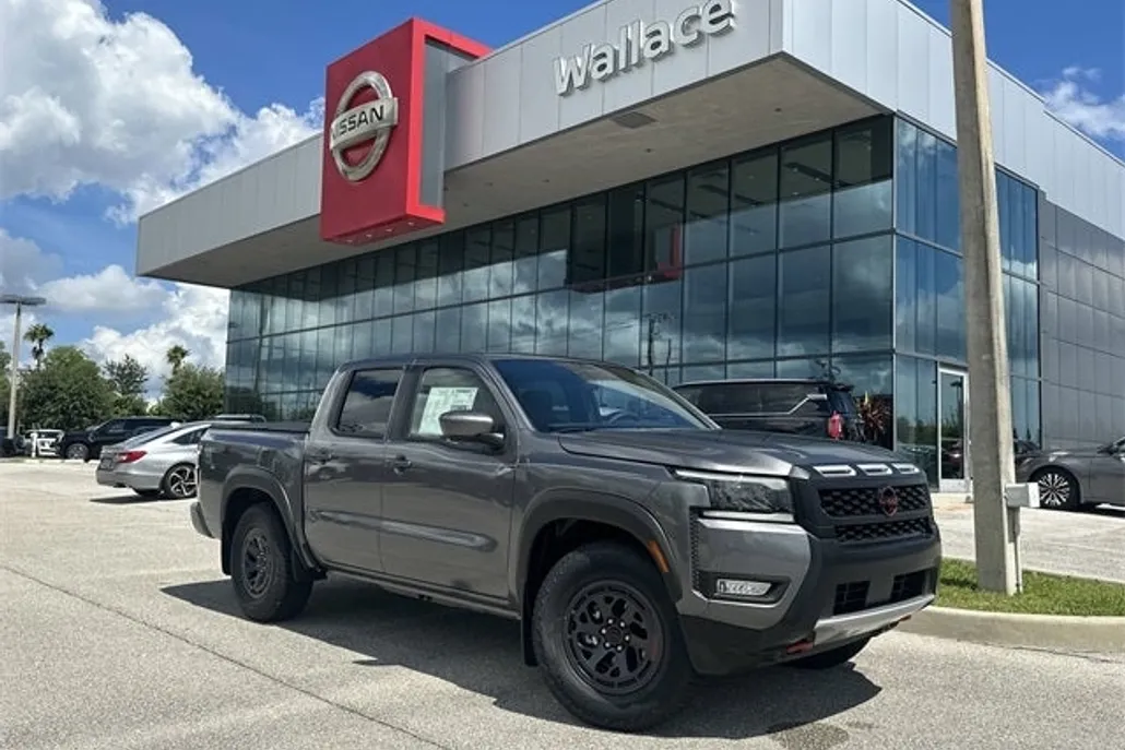 2026 Nissan Frontier Crew Cab PRO-X photo 1