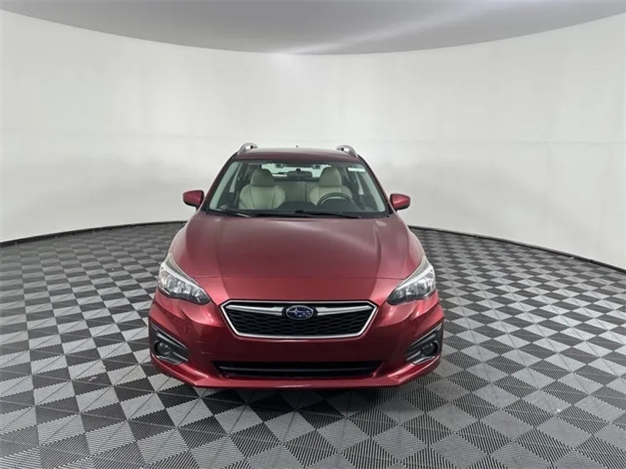 2018 Subaru Impreza 2.0i Premium photo 1