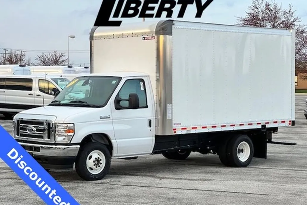 2025 Ford E-350 photo 1