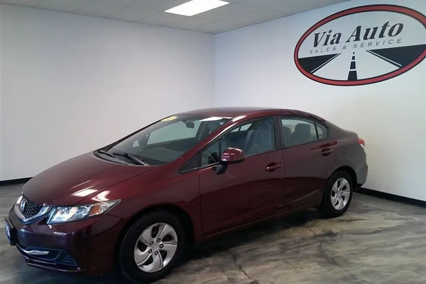 2013 Honda Civic LX photo 1