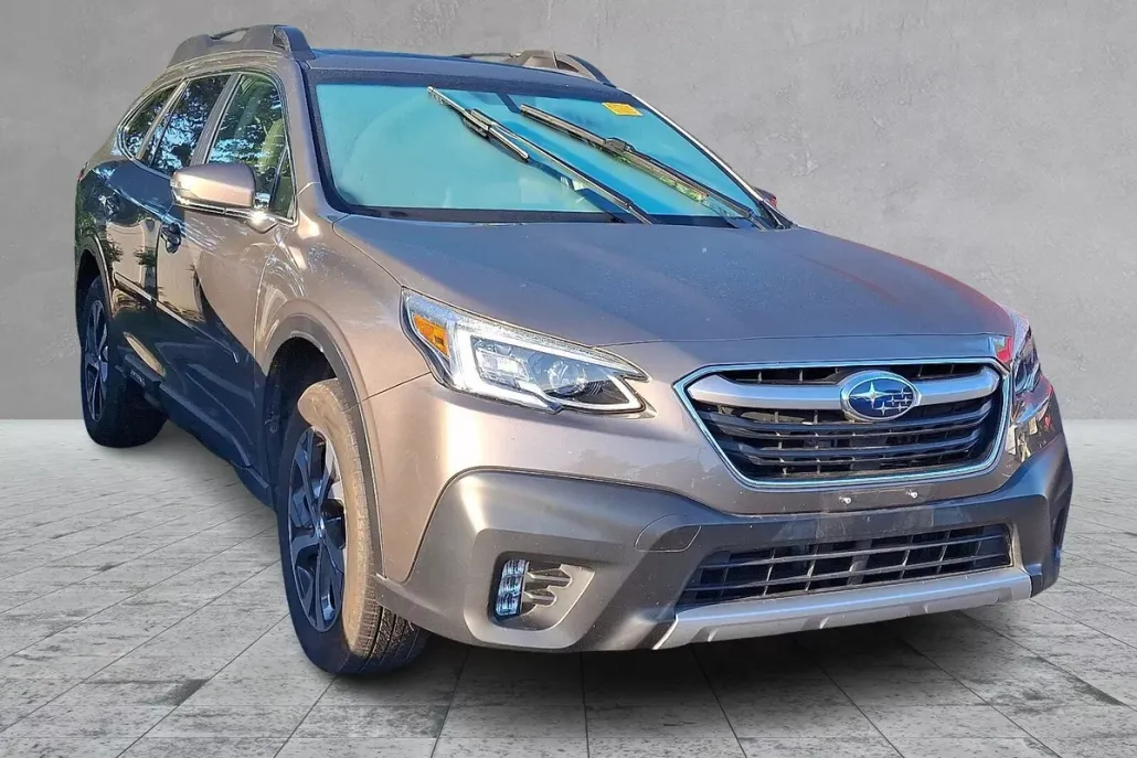2021 Subaru Outback Limited XT photo 1