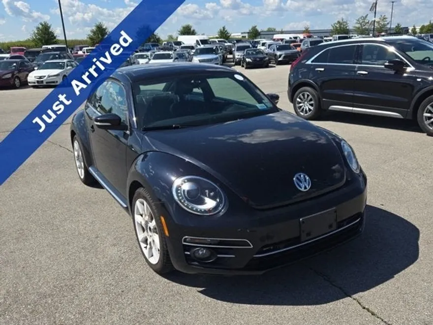 2019 Volkswagen Beetle Final Edition SEL photo 1
