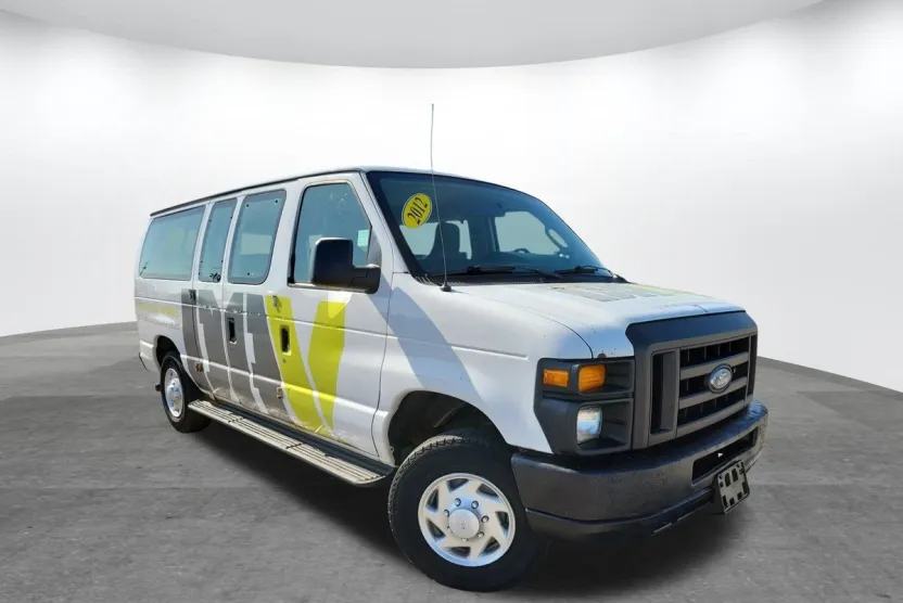 2012 Ford E-350 photo 1