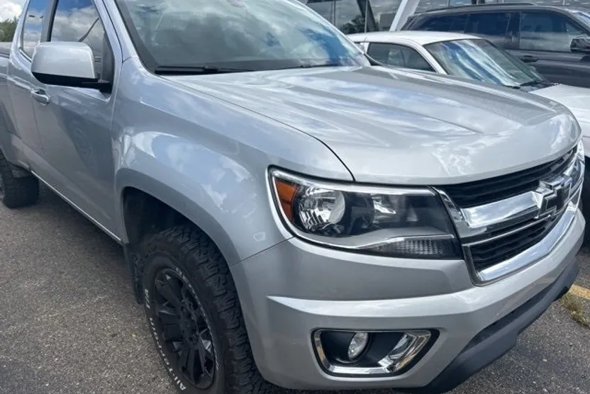 2018 Chevrolet Colorado LT photo 1