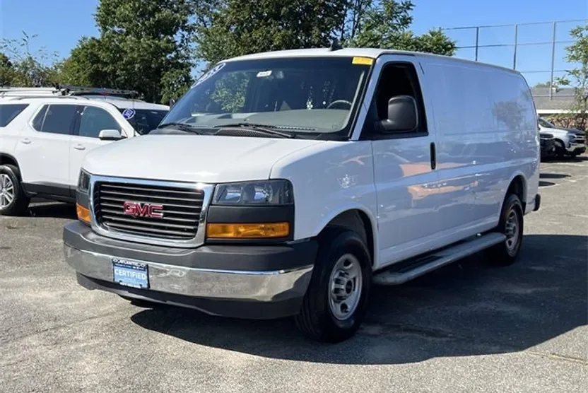 2023 Gmc Savana Cargo 2500 photo 1