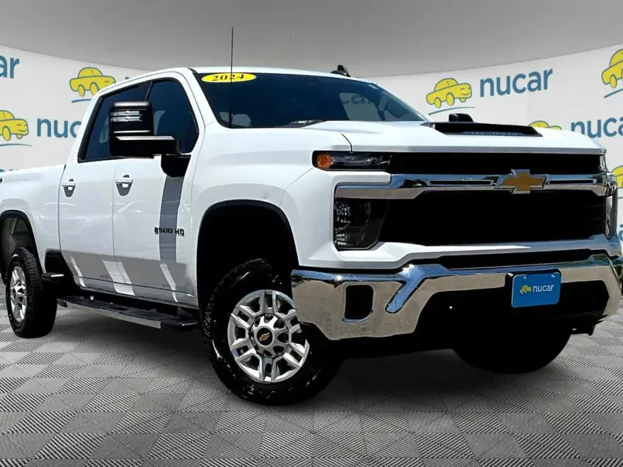 2025 Chevrolet Silverado 2500HD Custom photo 1