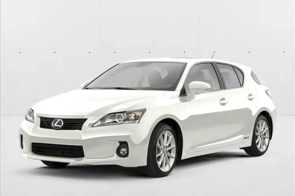 2013 Lexus CT 200h photo 1