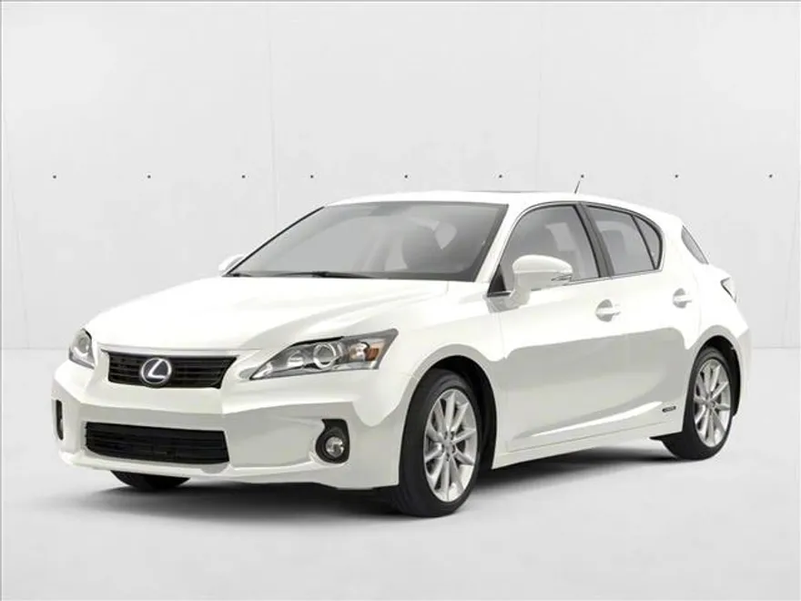 2013 Lexus CT 200h photo 1