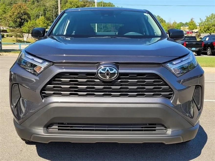 2025 Toyota RAV4 LE photo 1