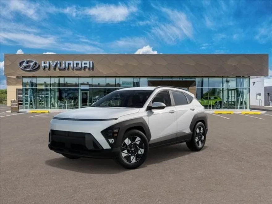 2025 Hyundai Kona SEL photo 1