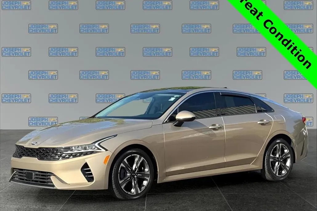 2021 Kia K5 EX photo 1