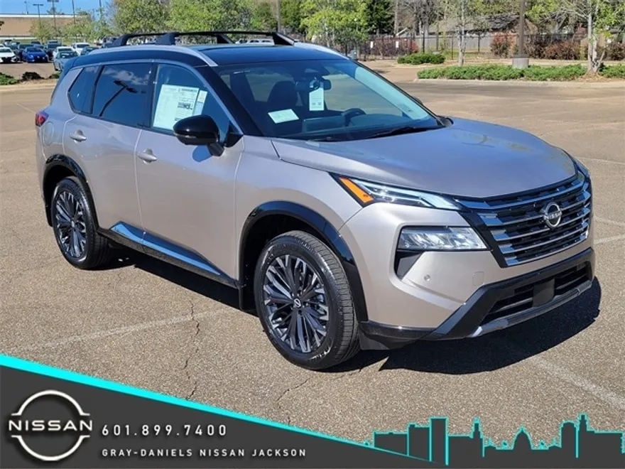 2025 Nissan Rogue Platinum photo 1