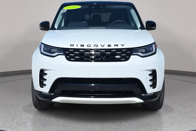 2025 Land Rover Discovery SE photo 1
