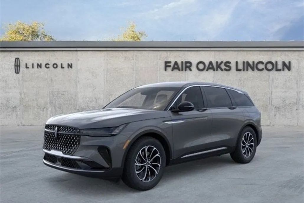 2025 Lincoln Nautilus Premiere photo 1