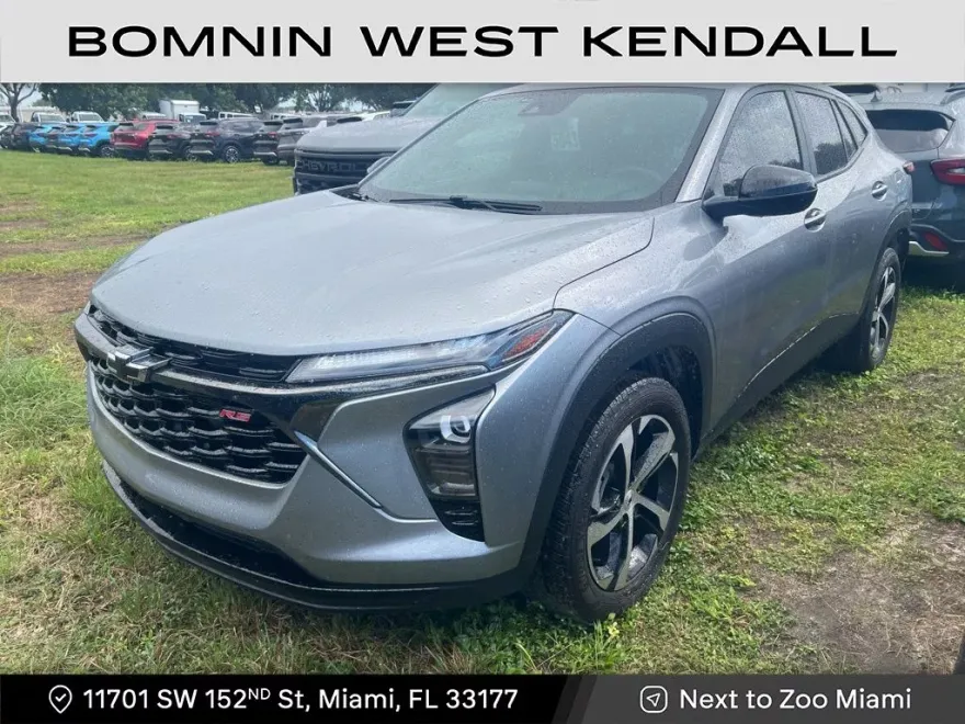 2024 Chevrolet Trax photo 1