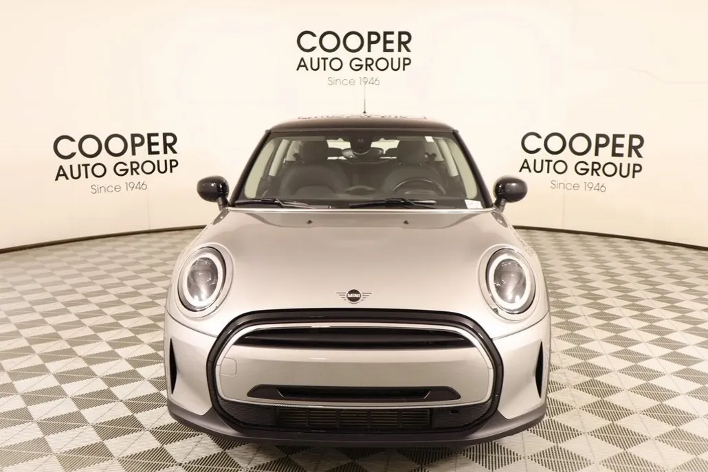 2024 Mini Cooper 2 Door Hardtop photo 1