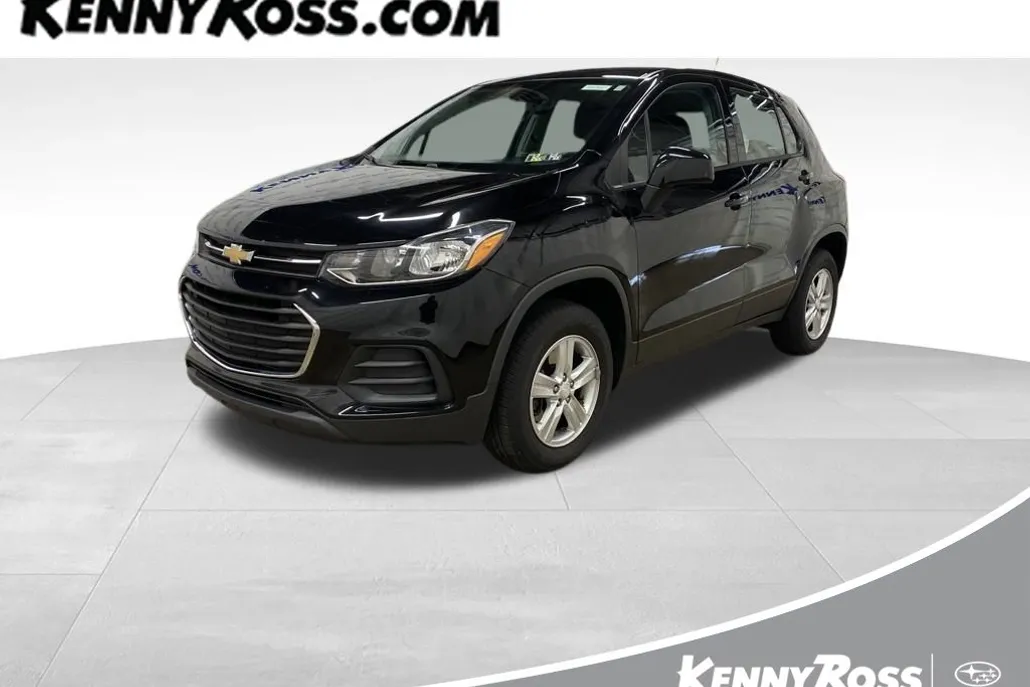 2017 Chevrolet Trax LS photo 1