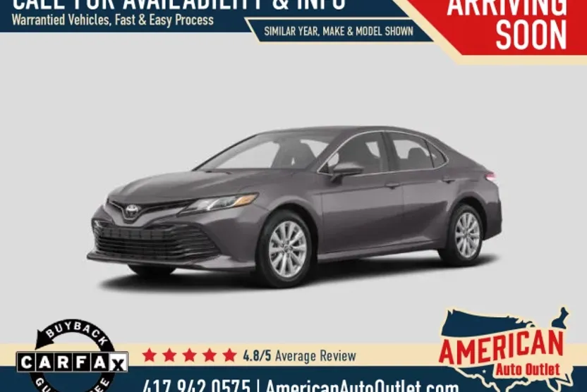 2019 Toyota Camry LE photo 1