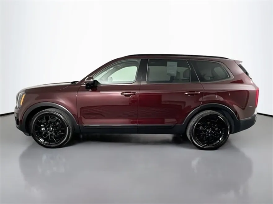 2022 Kia Telluride SX photo 1