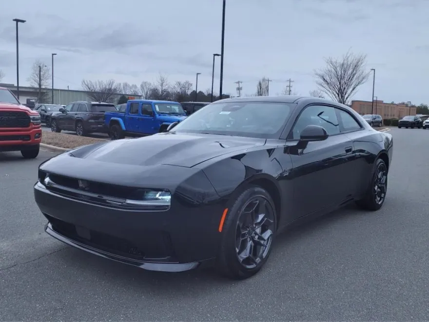 2025 Dodge Charger R/T photo 1